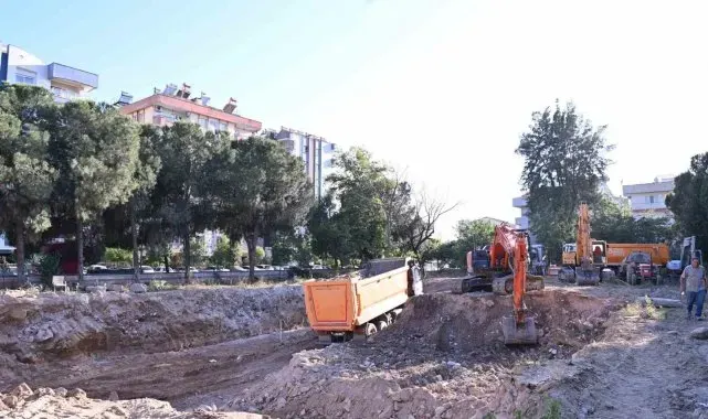 Vali Canbolat, yapımı devam eden huzurevinde incelemelerde bulundu