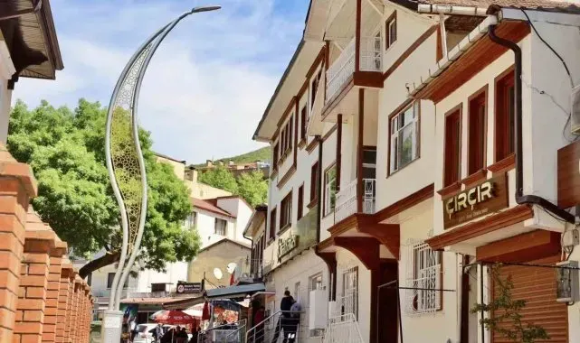 Ünü dünyaya yayılan Hereke'deki o sokak "tarih koridoru" oldu