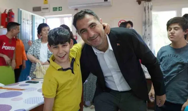 Başkan Tezcan, engelli bireyleri unutmadı