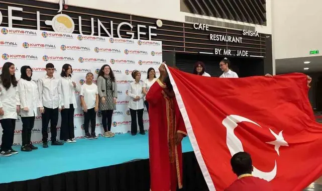KUMSmall'da 'engelsiz kutlama'