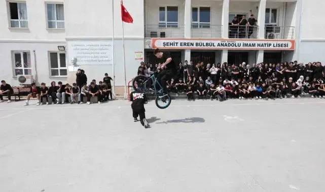 Bayraklı'da 19 Mayıs etkinlikleri başladı