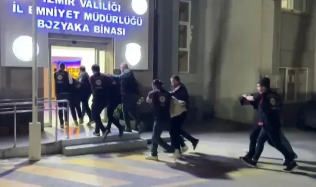 İzmir'de silahlı saldırı olayının şüphelileri saklandıkları adreste kıskıvrak yakalandı