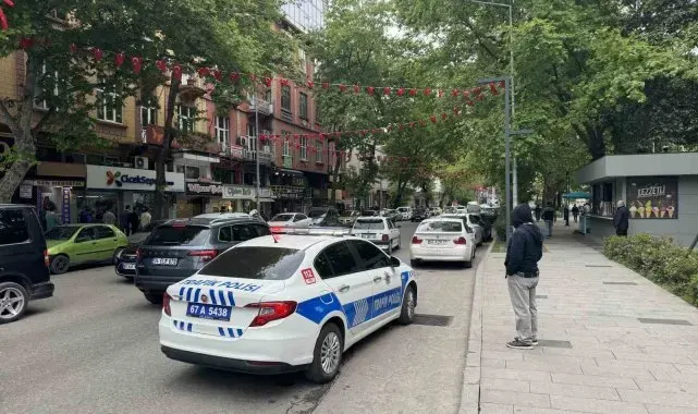 Trafik ekiplerinden park yasağı cezası