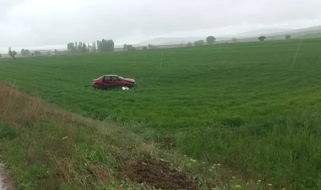 Sivas'ta trafik kazası, 1'i çocuk 2 ölü, 5 yaralı
