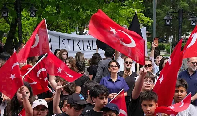 Menteşe Belediyesinden 30 Ağustos'ta her eve Türk Bayrağı kampanyası