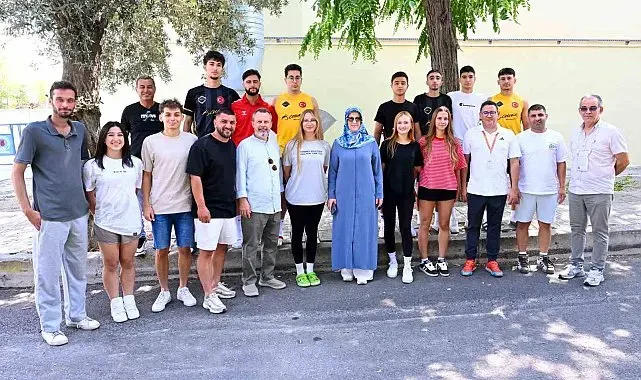2026 YKS ÖZYES heyecanı Manisa Celal Bayar Üniversitesi'nde başladı