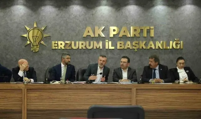 Erzurum AK Parti'de seçim zirvesi