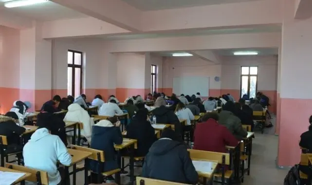 Gediz'de sınav ücreti dekontunu getirenlerin ücretlerini belediye karşılayacak