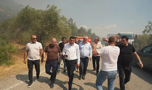 Başkan Ertaş: "Kadıköy'deki yangını ekiplerimizin özverili çalışmasıyla kontrol altına aldık"