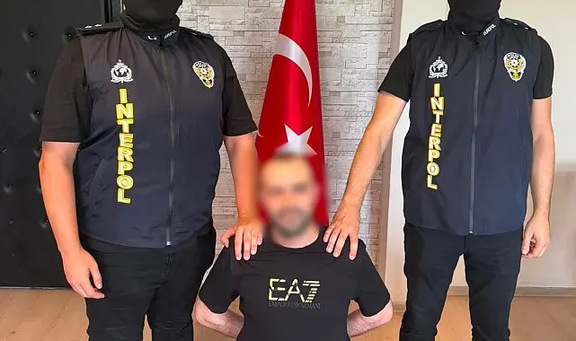 Gürcistan, 2 organize suç örgütü elebaşını Türkiye'ye iade etti