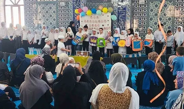 Emet'te Yaz Kur'an kurslarında mezuniyet coşkusu