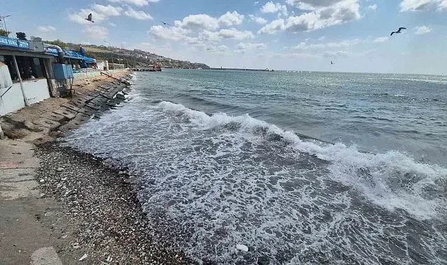 Marmara'da deniz ulaşımına poyraz engeli