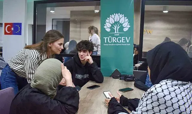 TÜRGEV, üç ülkeden gençleri GENÇ-AĞ'da buluşturuyor