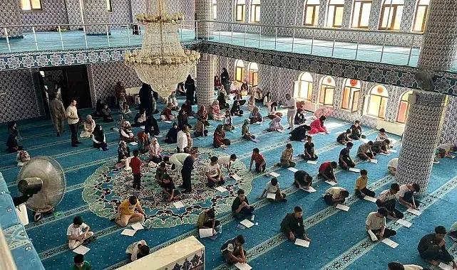 Dicle'de yaz Kur'an kursları arası bilgi yarışması gerçekleştirildi