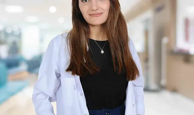 Göğüs ağrısı şikayetlerinde belirtilere dikkat: "Her ağrı kalp hastalığı anlamına gelmez ancak bazıları hayati tehlikenin habercisi olabilir"