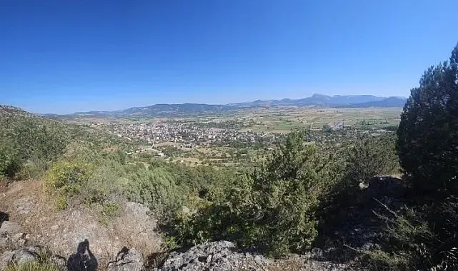 Osman Gazi'nin fethettiği Leblebici Kalesi'nin bu sırtta olduğu tahmin ediliyor