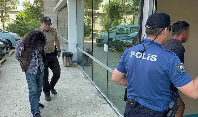 Polise saldırıp görevini yaptırmayan 2 şüpheli tutuklandı