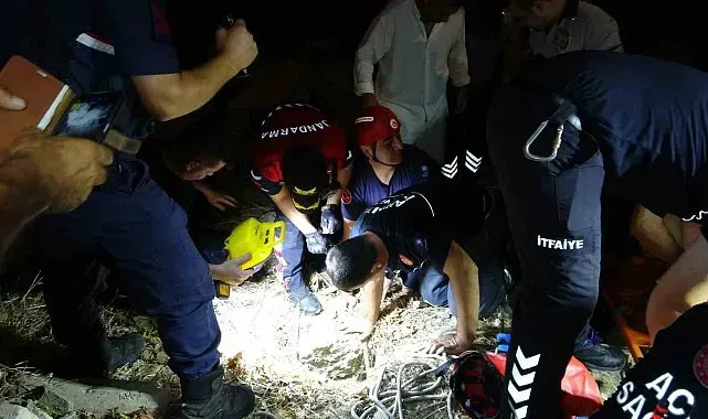 Side Antik Kent'te kuyuya düşen çocuğa nefes kesen kurtarma operasyonu