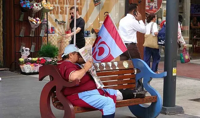 Trabzon'da 7'den 70'e herkes Salah'ı bekliyor