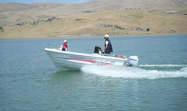 Muş'ta kaçak avcılığa tekne destekli sıkı denetim
