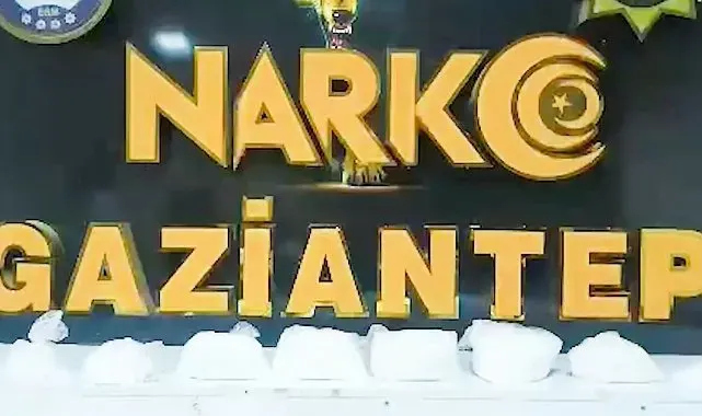 Gaziantep'te 8 buçuk kilo uyuşturucu ele geçirildi: 3 gözaltı