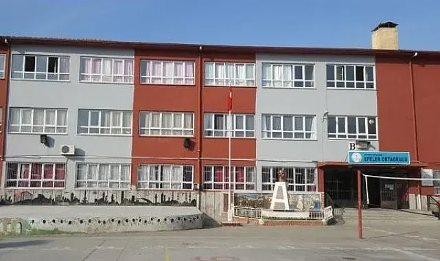 Efeler'de iki okulun binası boşaltıldı