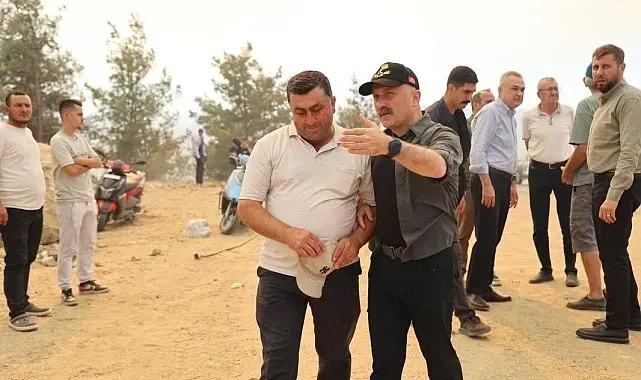 Vali Varol, yangınla mücadeleyi sahada takip etti