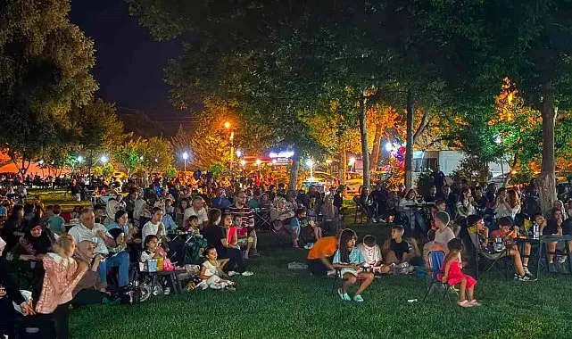 'Yaz sineması' etkinliğine yoğun ilgi