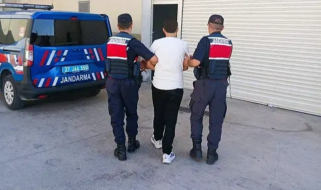 Silahlı yağma suçundan kesinleşmiş cezayla aranan şahıs yakalandı