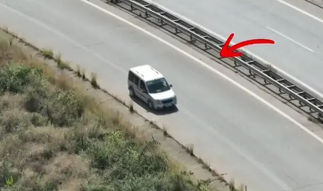 Otoyolda geri geri giden sürücü dron kamerasına yakalandı