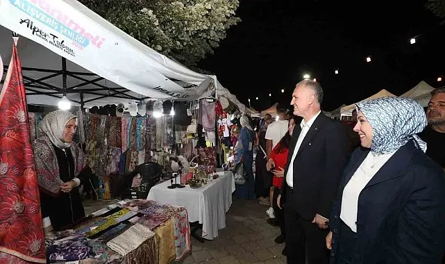 Hanımeli alışveriş şenliği tüm coşkusuyla devam ediyor