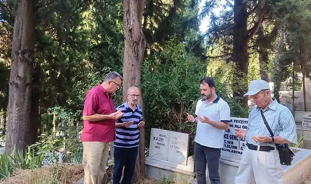 Kazım Baykal vefatının 33.yıl dönümünde mezarı başında anıldı