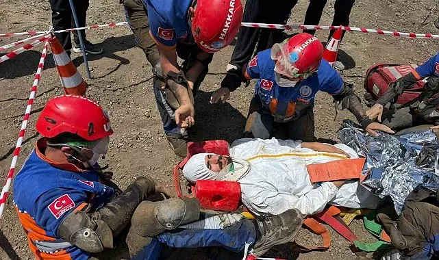 Hakkari'de UMKE eğitim kampı sona erdi