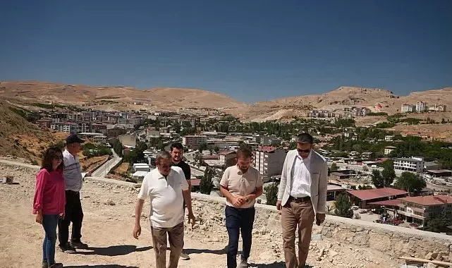 Başkan Bozkurt, Millet Bahçesi ve yol çalışmalarını yerinde inceledi