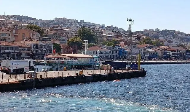 Şişme botuyla deniz açılan genç panikleyince sürüklenmeye başladı