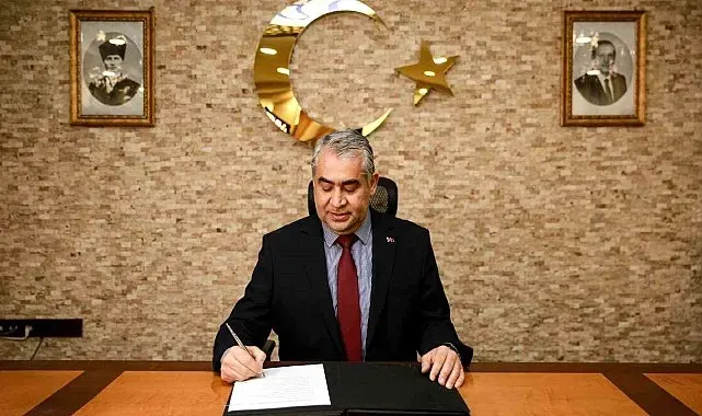 Üniversite adaylarına ADÜ Rektörü Kent'ten davet: "Geleceğe değer katan bir yolculuğa ADÜ'de adım atın"