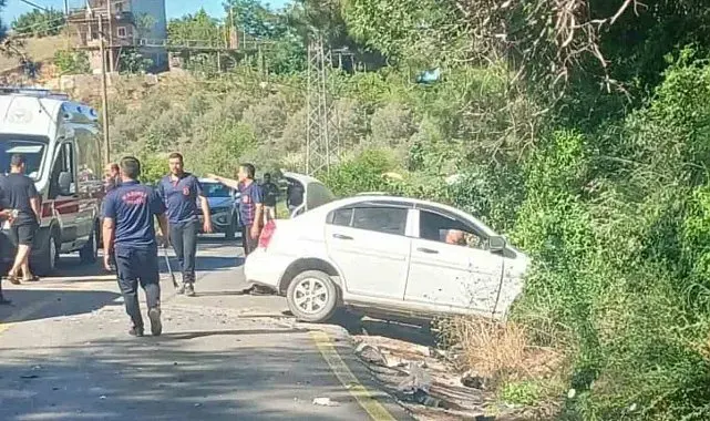 Osmaniye'de otomobil ile tır çarpıştı: 1 ölü, 2 yaralı