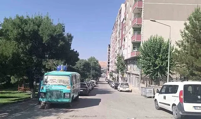 Kurtalan'da sıcak hava sokakları boşalttı