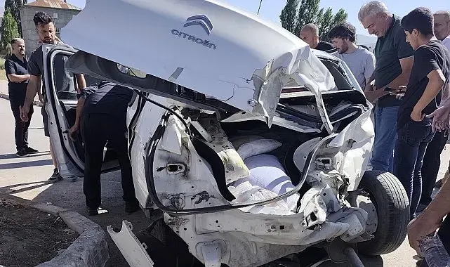Hakkari'de üç ayrı trafik kazası: 1 ölü, 7 yaralı