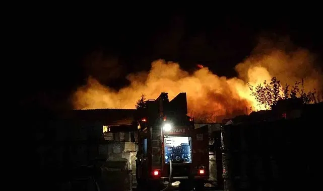 Malatya'da Hurdacılar Sitesi'ndeki yangın söndürüldü