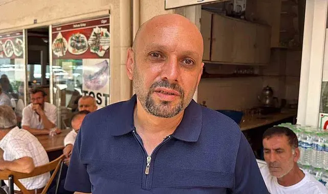 Kumarbaz bekçi, boşanma aşamasındaki eşini kızının yanında uyurken öldürmüş