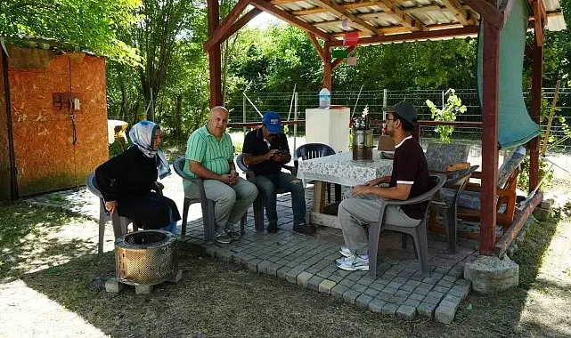 Köye inen ayı girdiği bahçede vatandaşlara korku dolu anlar yaşattı