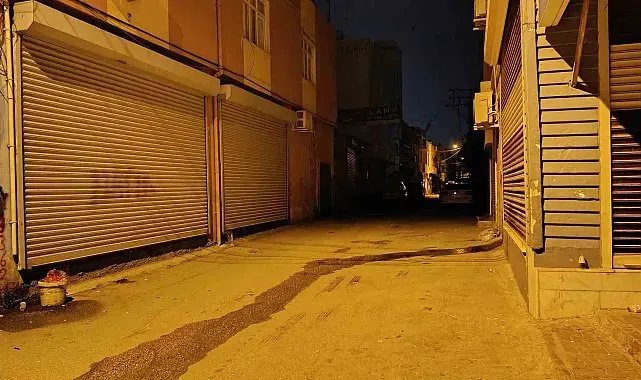 Sokak ortasında silahlı saldırıya uğrayan genç kadın hayatını kaybetti