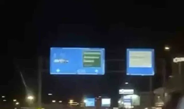 Bursa'da lüks otomobil kazaya karıştı, sürücü kaçtı