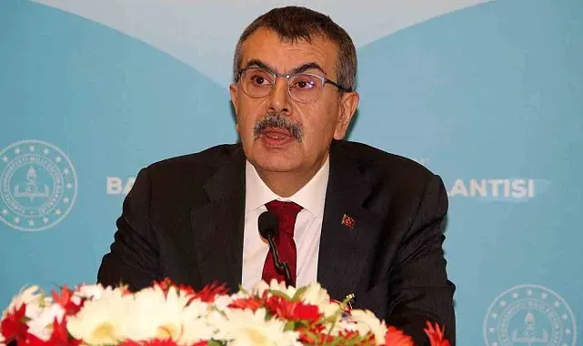 Bakan Tekin: "Özel okullarda öğretmenlerin ortalama maaşı 40 bin lira"