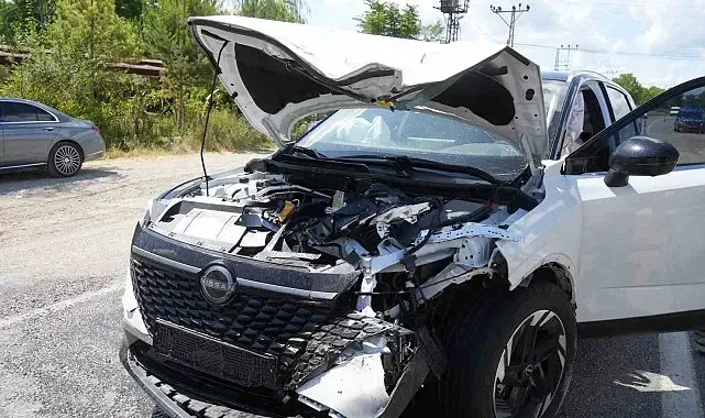 Kastamonu'da cip ile otomobil çarpıştı: 1'i ağır 5 yaralı