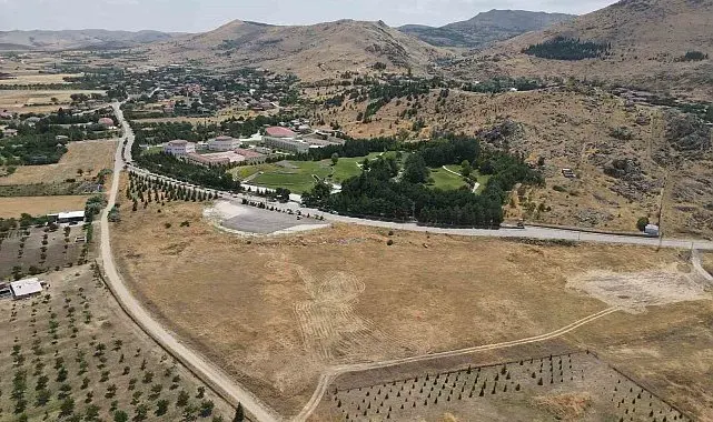Turizm bölgesine kazandırılan Ceviz Kafe ilgi görüyor