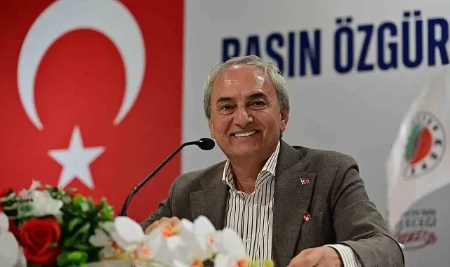 Kepez Belediye Başkanı Kocagöz'den yeni parti cevabı
