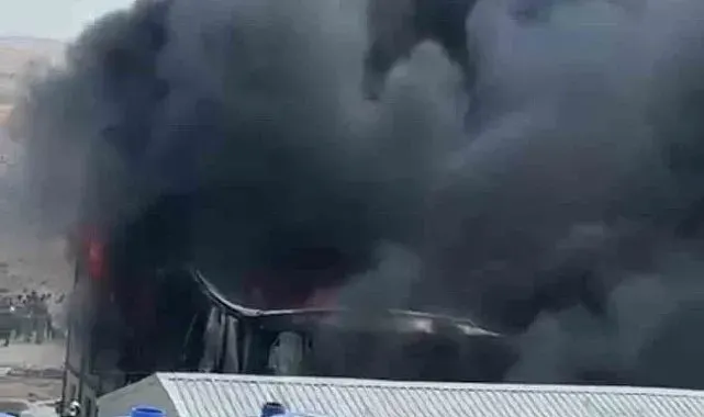Ankara'da şantiyede konteyner yangını