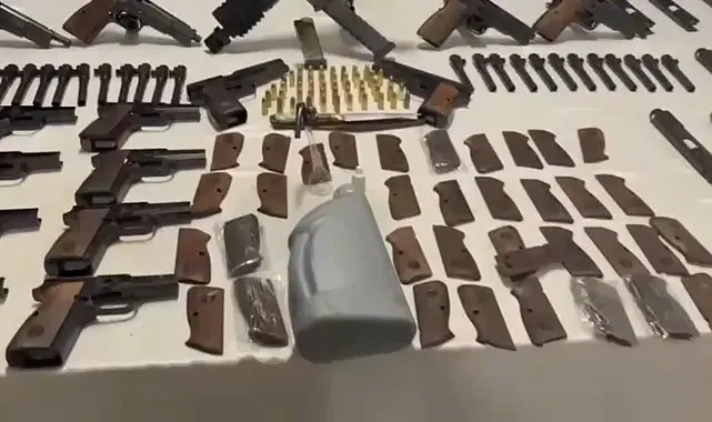 Kütahya'da kaçak silah ve uyuşturucu operasyonu, 5 şüpheli yakalandı